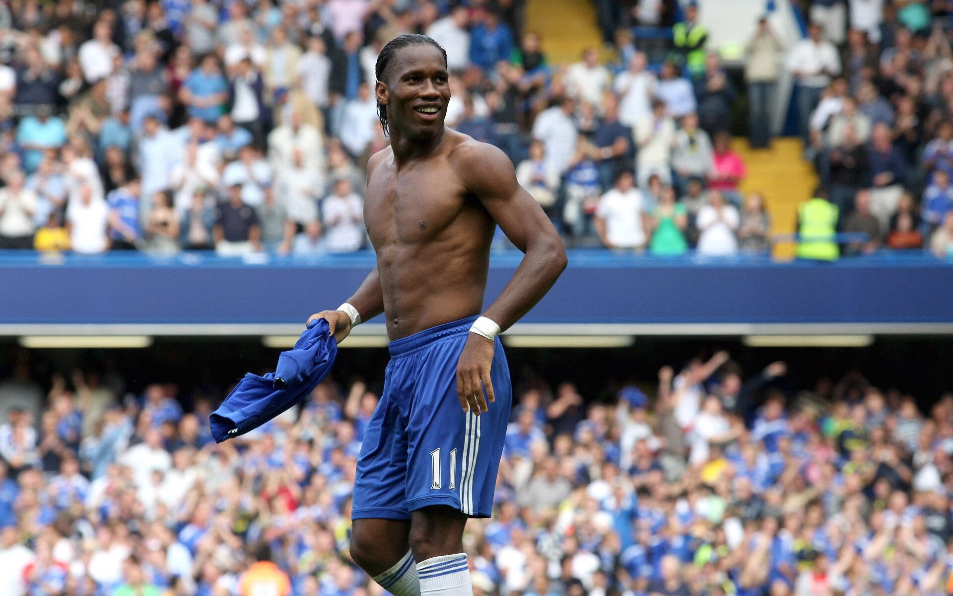 霍勒迪数据爆表雄鹿终结连败,霍勒迪雄鹿集锦